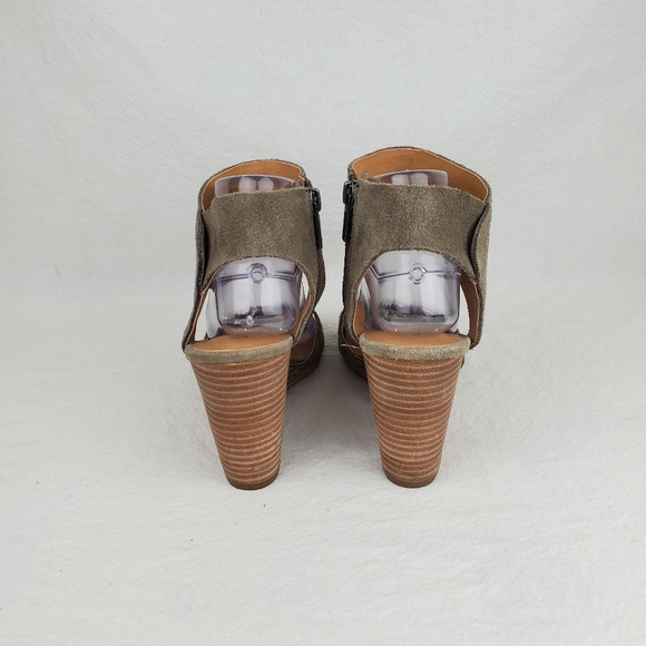 Lucky Brand Rittly taupe leather wedge sandals size 8M - Picture 6 of 9